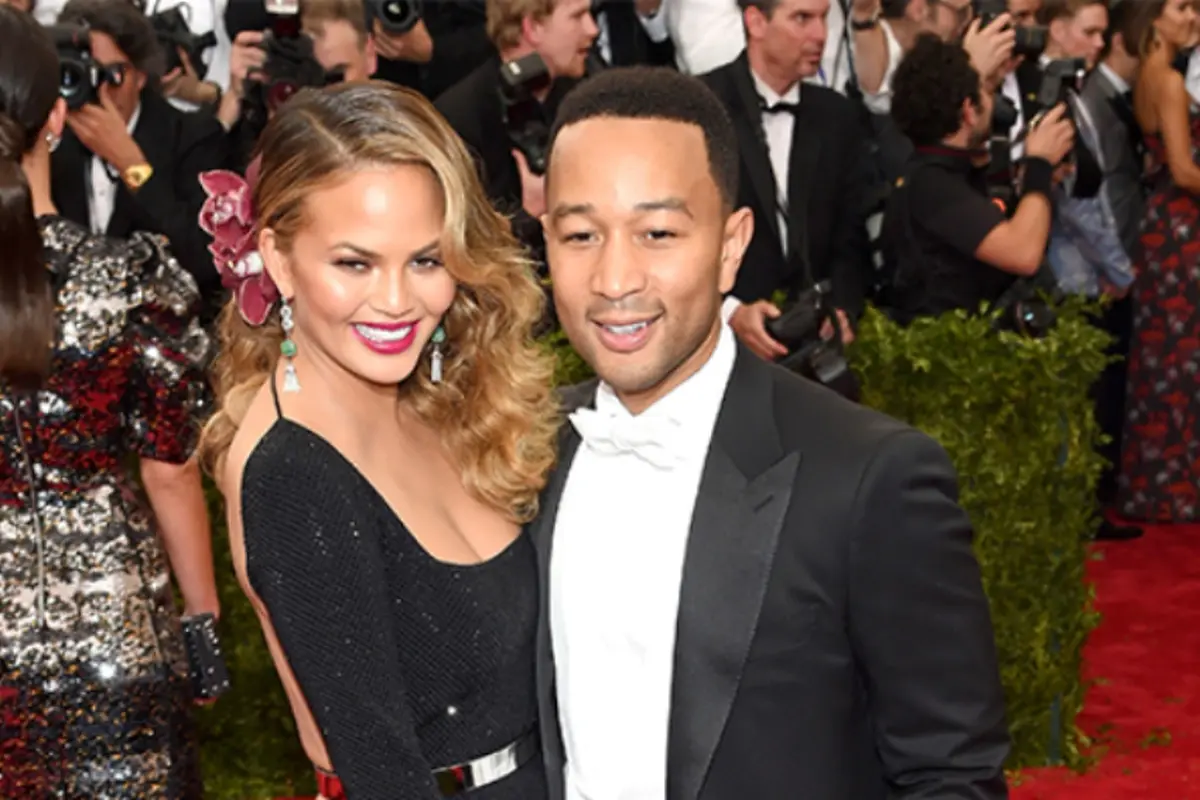 Pasangan Seleb Hollywood Terserasi yang Datang ke Met Gala 2015