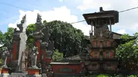  Pura Adhitya Jaya di Rawamangun, Jakarta Timur.