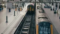 2 Kereta Tabrakan di Inggris, Seorang Masinis Tewas