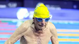 George Corones usai mengikuti renang 50 meter di Gold Coast Aquatic Centre di Gold Coast, Queensland, Australi (28/2). George Corones, berhasil menyelesaikan renang gaya bebas 50 meter dalam waktu 56,12 detik. (AFP/Swimming Australia)