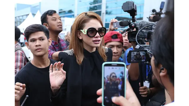 News Flash: Polisi Berencana Reka Ulang Penangkapan Nikita Mirzani 