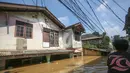 Kepala Pusat Data Informasi dan Komunikasi (Kapusdatin) BPBD DKI Jakarta, Mohamad Yohan mengatakan, setidaknya ada puluhan warga Bidara Cina dan Kampung Melayu yang mengungsi hingga siang ini. (merdeka.com/Arie Basuki)