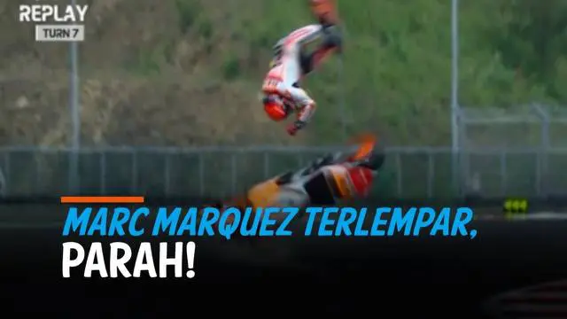 Pembalap tim Repsol Honda Marc Marquez alami kecelakaan parah saat sesi Warm Up ajang MotoGP 2022 di Sirkuit Mandalika hari Minggu (20/3). Marquez langsung dilarikan ke rumah sakit.