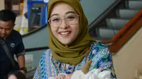 Punya 2 Anak, Poppy Bunga Berhenti Jadi Artis?