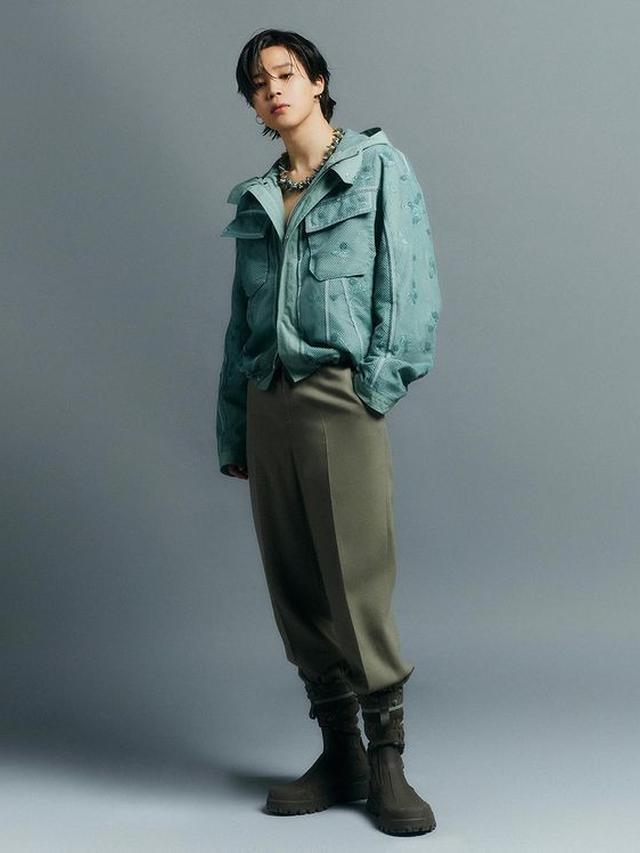 Gaya Fashion Jimin BTS yang Baru Jadi Duta Dior