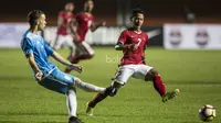 Gelandang muda Gian Zola diharapkan bisa bermain lebih baik bersama Persib Bandung setelah makin berkembang penampilannya di Timnas Indonesia. (Bola.com/Vitalis Yogi Trisna)