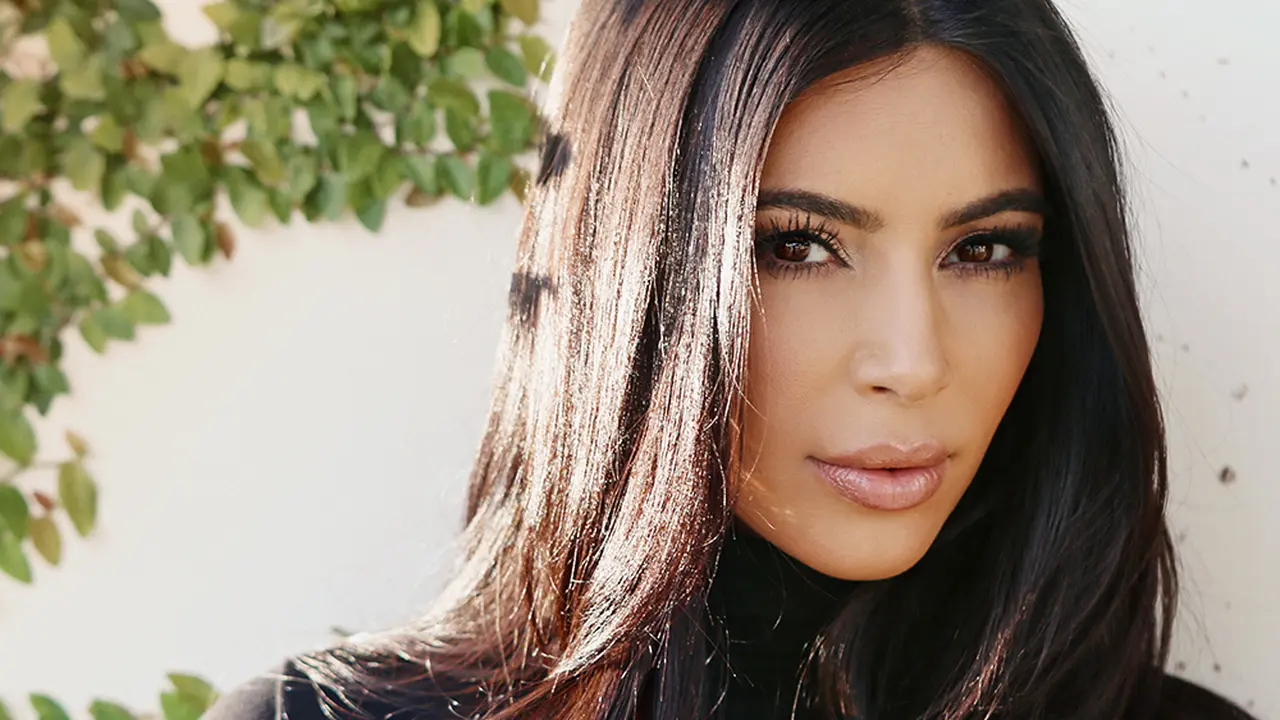 Tren Pakaian Terbaru dari Kim, Hang Out dengan Lingerie