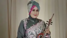 Hj Nadhiroh binti Dimyati merupakan anggota personil Nasida Ria generasi ke-2. Nadhiroh bergabung pada tahun 1980 dan menjadi salah satu personil senior. (Liputan6.com/IG/@nasidariasemarang)