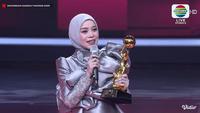 Lesti Kejora dan Siti Nurhaliza Menangkan Penghargaan Duo/Duet/Grup/Kolaborasi Dangdut Terpopuler di IDA 2025