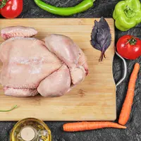 Ilustrasi daging ayam. (Foto: Freepik/azerbaijan_stockers)