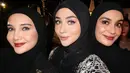 <p>Ketiganya pun sama-sama memiliki wajah khas perempuan Arabian. Zaskia dan Shireen Sungkar kompak dengan lipstik merah matte dan blush on coral di tulang pipinya. [@shireensungkar]</p>