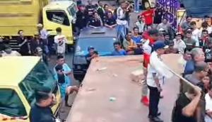 Sopir truk usulkan skema kompensasi bagi sopir truk yang terdampak kebijakan ODOL. (Liputan6.com/Arief Pramono)