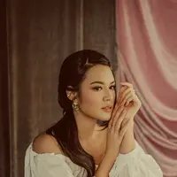 Raisa dalam perilisan single Tentang Dirimu. (Juni Records)