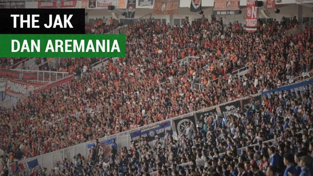 Berita video momen persahabatan supoerter Persija Jakarta, The Jakmania, dan suporter Arema FC, Aremania, di Stadion Utama Gelora Bung Karno, Senayan, Jakarta, Sabtu (31/3/2018).
