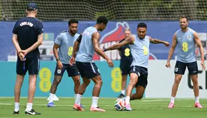 Sesi latihan Timnas Inggris di The Gardens North County District Park, Palm Beach Gardens, Florida, 5 Juni lalu. (AFP/CHANDAN KHANNA)