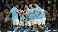 Skuad Manchester City merayakan gol Nico O'Reilly ke gawang Newcastle di pekan ke-27 Liga Inggris 2025/2026 di Etihad Stadium, Minggu (22/02/2026) dini hari WIB. (AP Photo/Jon Super)