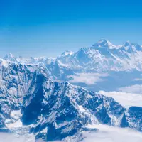 Virus Covid-19 terdeteksi di gunung Everest/dok. Unsplash Andreas