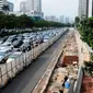 Meski, pembangunan MRT Jakarta dalam skala besar baru dimulai Juni 2014 mendatang, namun dampak terhadap lalu lintas di sepanjang jalur Sisingamangaraja-Sudirman-Bundaran HI mulai terasa, (28/5/2014). (Liputan6.com/Andrian M Tunay)