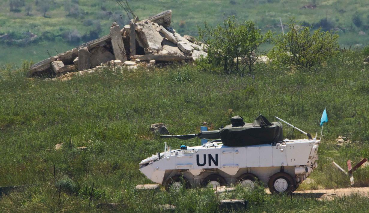 Pasukan Perdamaian Perserikatan Bangsa Bangsa (PBB) di Lebanon (United Nations Interim Force in Lebanon/UNIFIL) terlihat dari Israel Utara, saat beroperasi di Lebanon Selatan, pada Rabu 29 April 2026. Meningkatnya ketegangan antara militer Israel dan kelompok Hizbullah berimbas pada keberadaan Pasukan Perdamaian Perserikatan Bangsa Bangsa (PBB) di Lebanon (United Nations Interim Force in Lebanon/UNIFIL). (AP Photo/Ariel Schalit)
