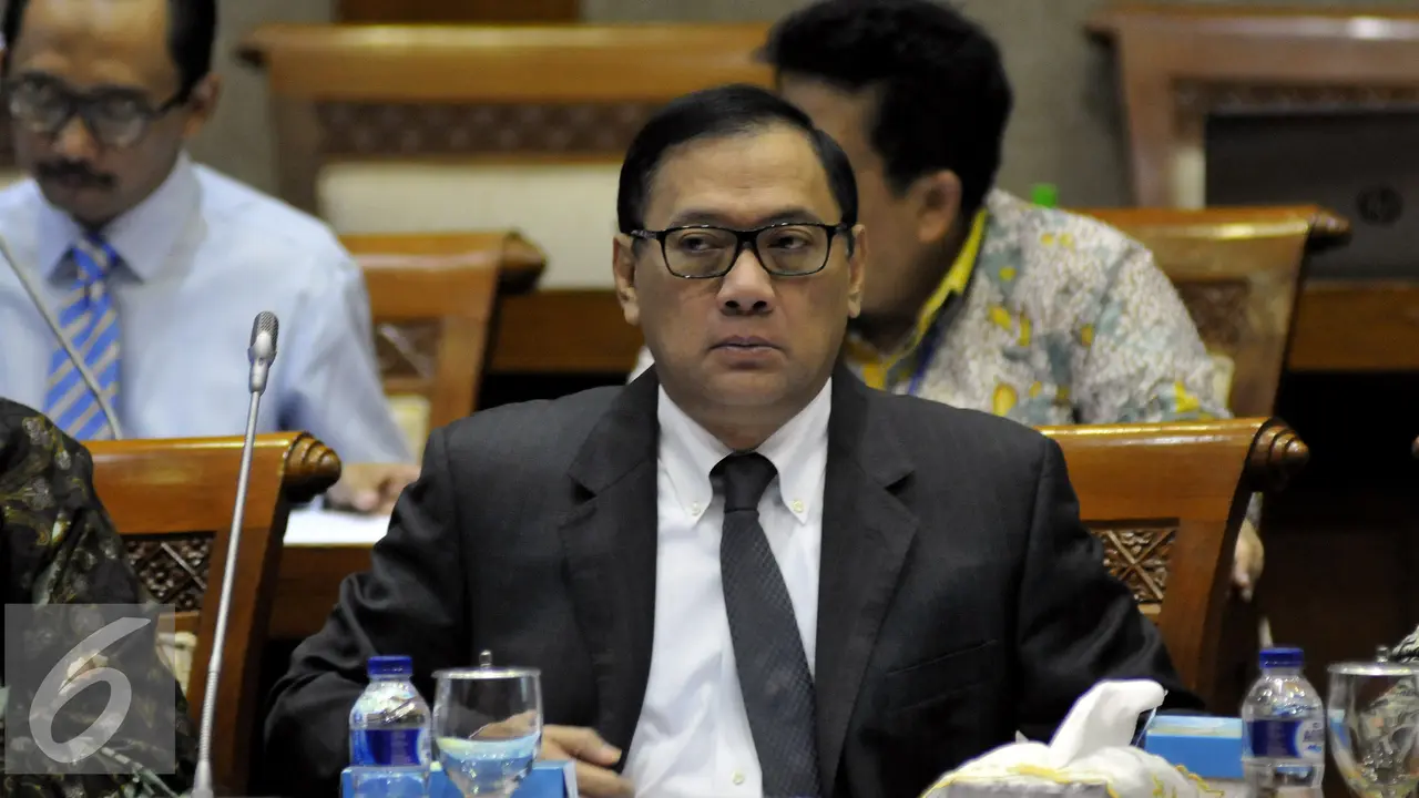 20160714- Gubernur BI dan Dua Menteri Bahas Asumsi Dasar RAPBN 2017-Jakarta- Johan Tallo