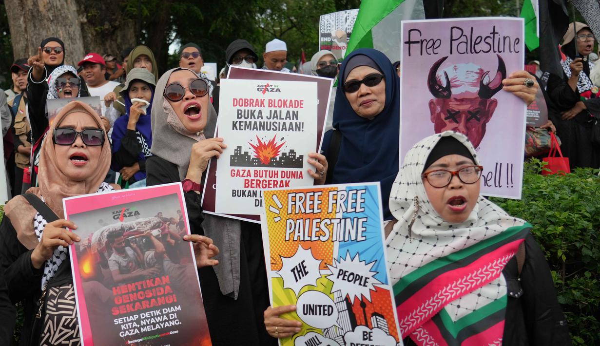 Selama agresi, Israel memblokade masuknya bantuan, termasuk makanan dan obat-obatan yang masuk ke Jalur Gaza, yang berimbas pada beragam krisis kemanusiaan. (AP Photo/Achmad Ibrahim)