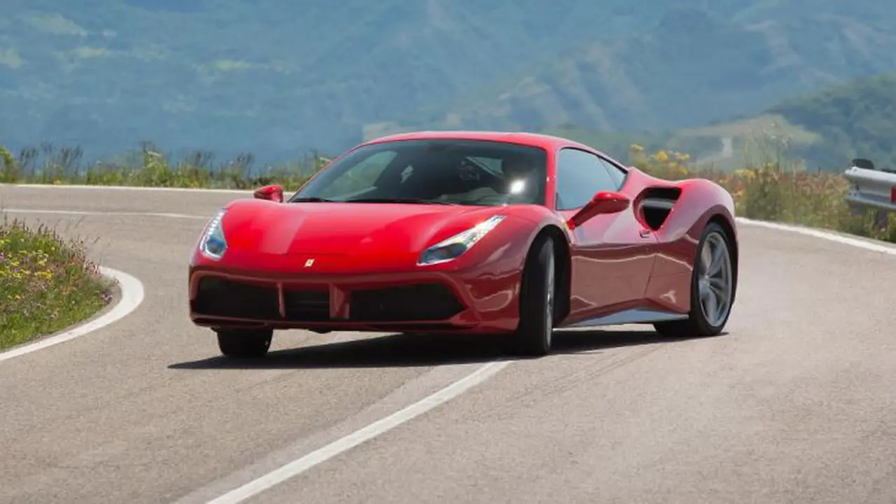 Akhir Bulan Ferrari 488 GTB Sapa Indonesia