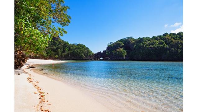 5 Rekomendasi Wisata Bahari yang Ada di Jawa Timur, Indah dan Seru