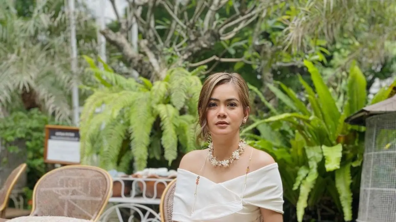 Potret Indah Indriana. (foto: Instagram/@indahindriana)