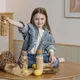 Anak dapat memahami bahwa tindakan kecil juga memiliki arti dalam menjaga lingkungan (Sumber: Pexels.com)