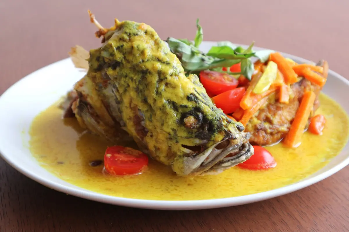pesmol ikan acar kuning