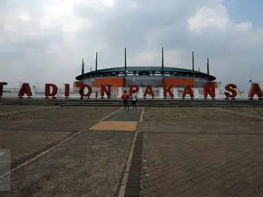 Tampilan bangunan Stadion Pakansari, Kab Bogor, Jumat (10/3). Stadion Pakansari akan menjadi lokasi laga final Piala Presiden 2017 antara PBFC melawan Arema FC pada Minggu (12/3). (Liputan6.com/Helmi Fithriansyah)