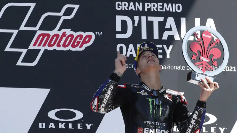 Foto MotoGP: Penghormatan Terakhir Pebalap MotoGP Bagi Jason Dupasquier