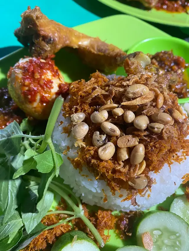 Nasi Ulam di Jakarta