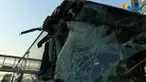 Sebuah bus Transjakarta Koridor 1 jurusan Stasiun Kota-Blok M, Senin 30 April 2018 sore, tertimpa pohon besar yang tumbang.