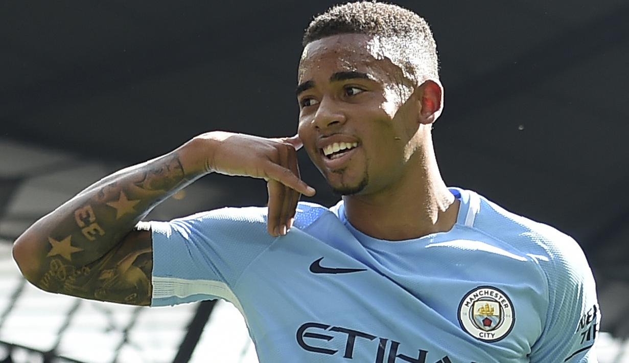 Gabriel Jesus menambah daftar top scorer timnya dengan koleksi 10 gol hingga pekan ke-34 Premier League. (AFP/Paul Ellis)