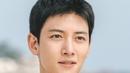 Ji Chang Wook berperan sebagai Yoon Gyeo Re, seorang pria yang telah didorong oleh kehidupan yang sulit dan penuh perjuangan. (Foto: KBS2 via Soompi)