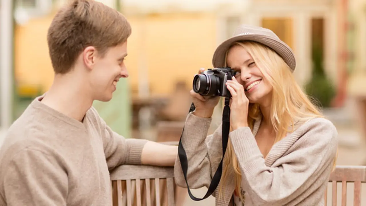 (C) shutterstock