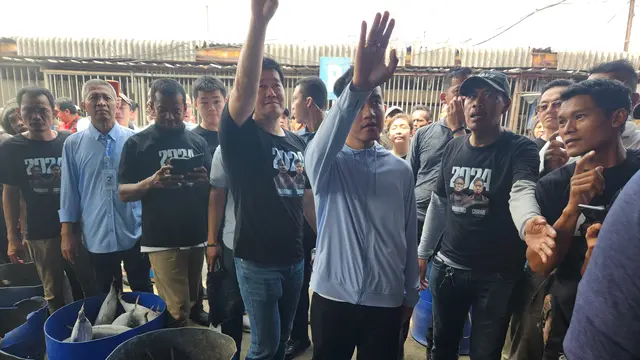 Gibran Menemui Nelayan dan Pantau Gudang Penyimpanan Ikan di Jakarta Utara