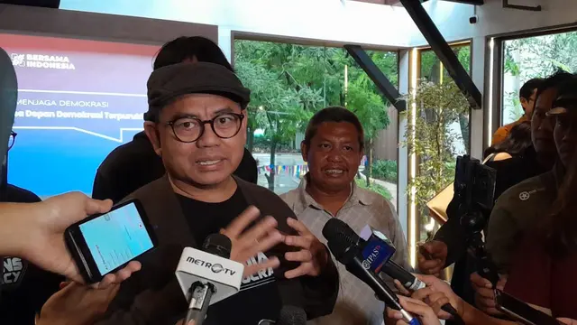 Co-captain Tim Nasional Pemenangan Anies Baswedan-Muhaimin Iskandar (Timnas AMIN), Sudirman Said, usai diskusi publik bertajuk 'Pemilu Buruk, Akankah Masa Depan Generasi Terpuruk' di Cilandak, Jakarta Selatan, Sabtu (9/3/2024).