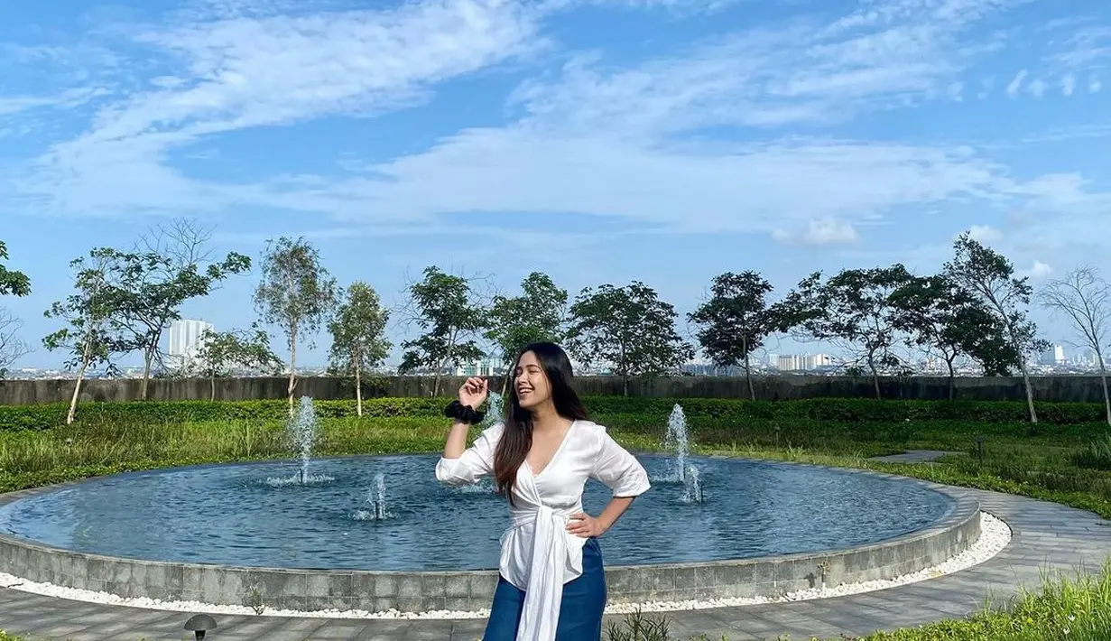 Tak jarang, Lady Nayoan mengunggah potret dari anak-anak dan kebersamaannya bersama sang suami. Foto: Instagram.