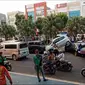 Kecelakaan beruntun di Jalan CBD Bintaro sektor 7, Kecamatan Pondok Aren, Kota Tangerang Selatan, Jumat (6/9/2019) sore. (Liputan6.com/Pramita Tristiawati)