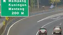 Beberapa ruas jalan di Jakarta tampak lengang saat libur perayaan Natal 2014, Kamis (25/12/2014). (Liputan6.com/Miftahul Hayat)