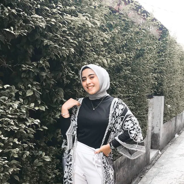 7 Potret Firda Azahra, Calon Istri Insank Nasruddin Mantan Suami Kalina Ocktaranny
