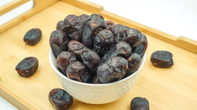 kurma zahidi