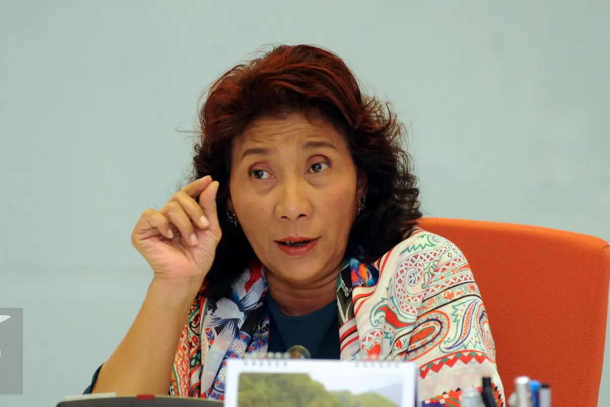 20150527-Menteri-Susi-Beberkan-Upaya-Penyelamatan-Hiu-Paus-HEL