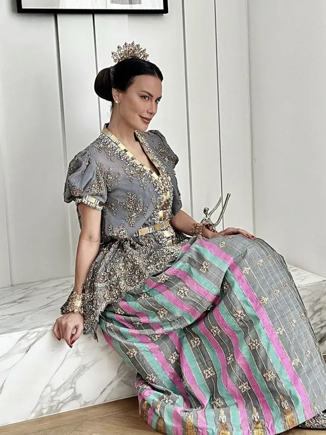 Sophia Latjuba kenakan baju bodo, credt: @veraanggraini_kebaya
