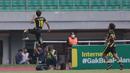 <p>Pemain Timnas Malaysia U-19 2022, Adam Farhan Mohd Faizal merayakan gol pertama timnya&nbsp;pada laga semifinal Piala AFF U-19 2022 melawan Vietnam yang berlangsung di Stadion Patriot Candrabhaga, Bekasi, Rabu (13/07/2022). (Bola.com/M Iqbal Ichsan)</p>