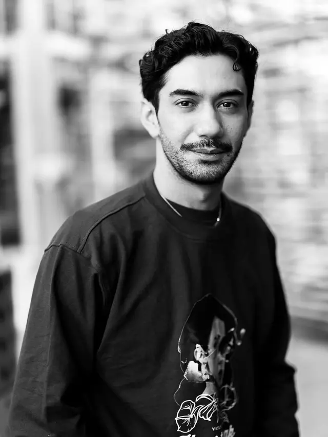 Reza Rahadian Tuliskan Surat Ucapan Terima Kasih (credit: instagram/officialpilarez)