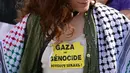 Jelang pembukaan Festival Film Venesia ke-82 di Lido, Venesia, sejumlah orang melakukan aksi unjuk rasa untuk mendukung rakyat Palestina pada 27 Agustus 2025. (Tiziana FABI/AFP)