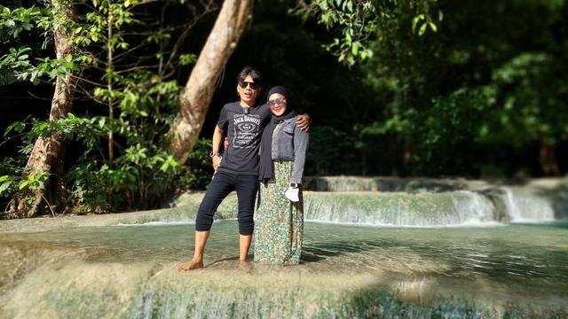 Aris Idol dan Rosillia Octo Fany